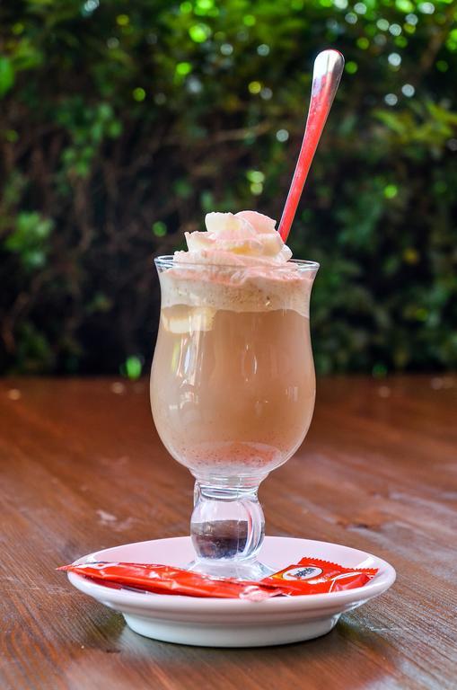 Clock Cafe Pizzeria Es Panzio Ξενοδοχείο Hajdúszoboszló Εξωτερικό φωτογραφία